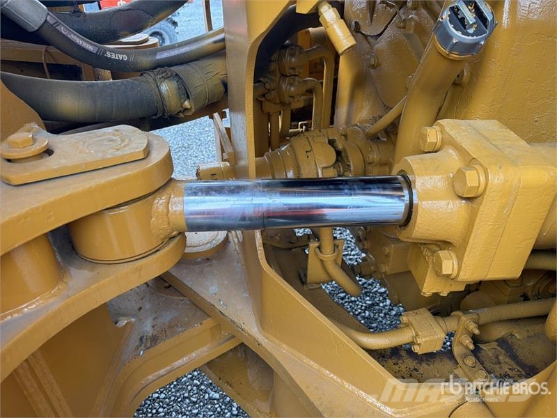 Komatsu WA600 Cargador sobre Neumaticos / Wheel Loader Kolesové nakladače