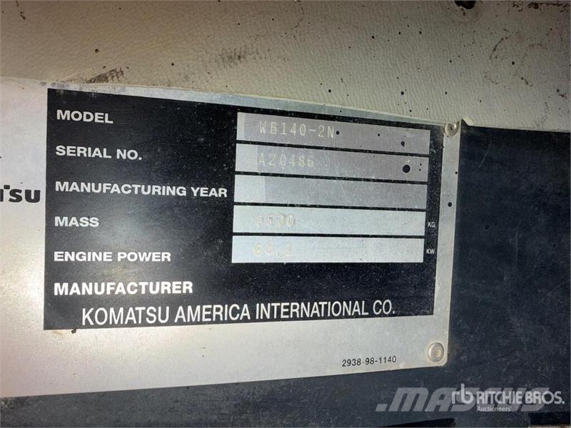 Komatsu WB140-2N لوادر ذات جرافات عكسية