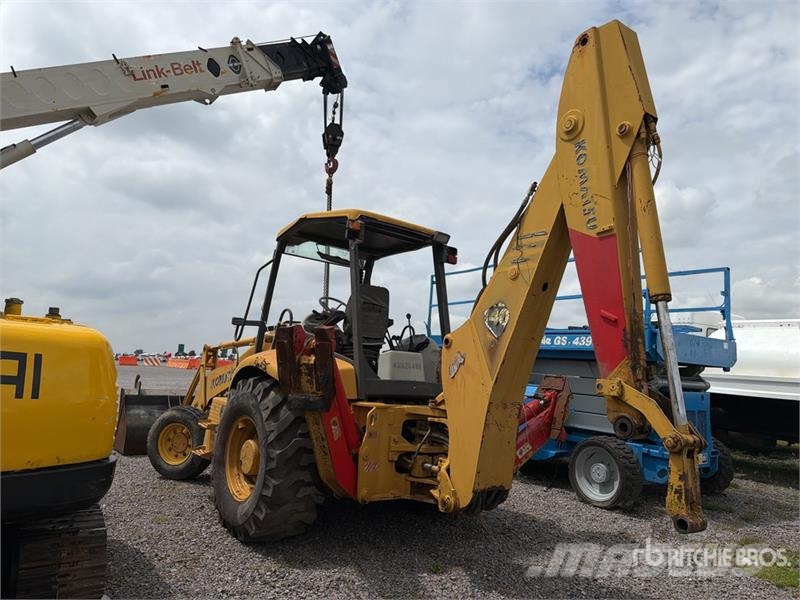 Komatsu WB140-2N لوادر ذات جرافات عكسية