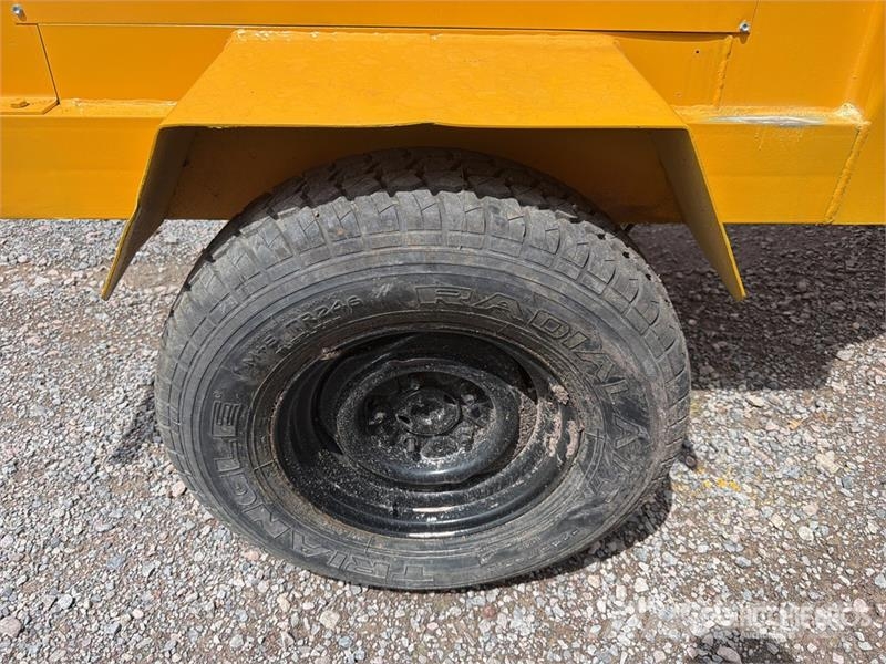 Lay-Mor SM400 كناسات