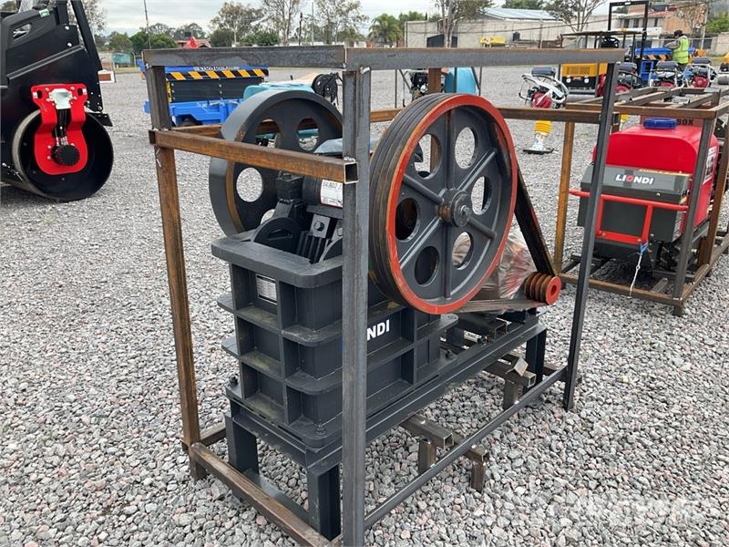 Liondi LD-J15 / Mini Tritura de Quijada (Sin Usar) Trituradoras