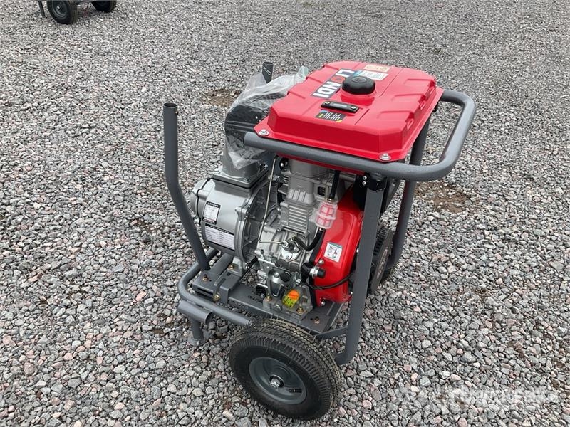 LIONDI LDP320 Bomba de Agua (Sin Usar) / Water Pum Veepumbad