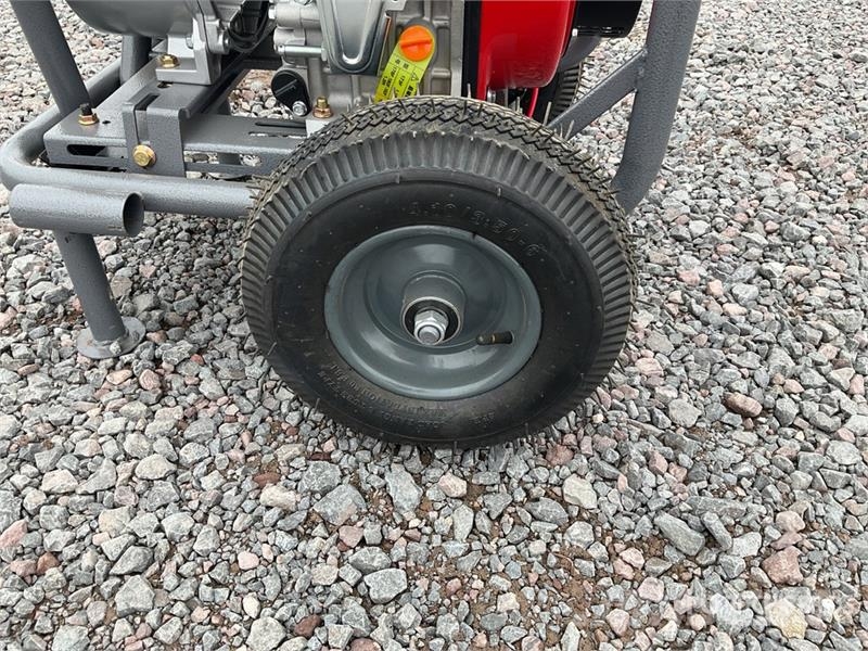 LIONDI LDP320 Bomba de Agua (Sin Usar) / Water Pum Veepumbad