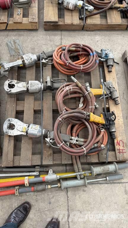 Lote de Herramientas Hidraulicas / Hydraulic Tools Ostale komponente za građevinarstvo