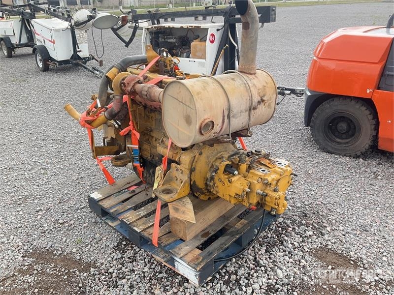  Lote de Motor y Bomba Hidralica / Engine and Hydra Otros componentes