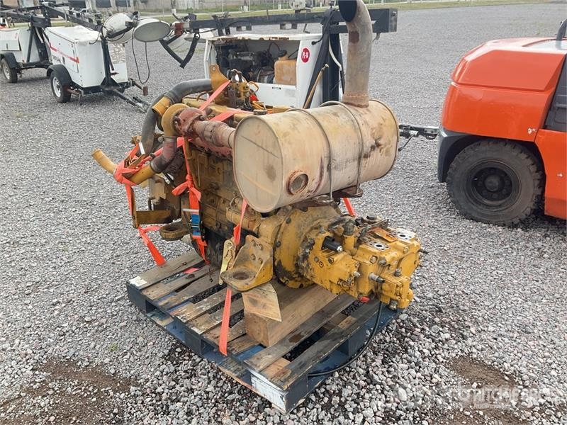  Lote de Motor y Bomba Hidralica / Engine and Hydra Otros componentes