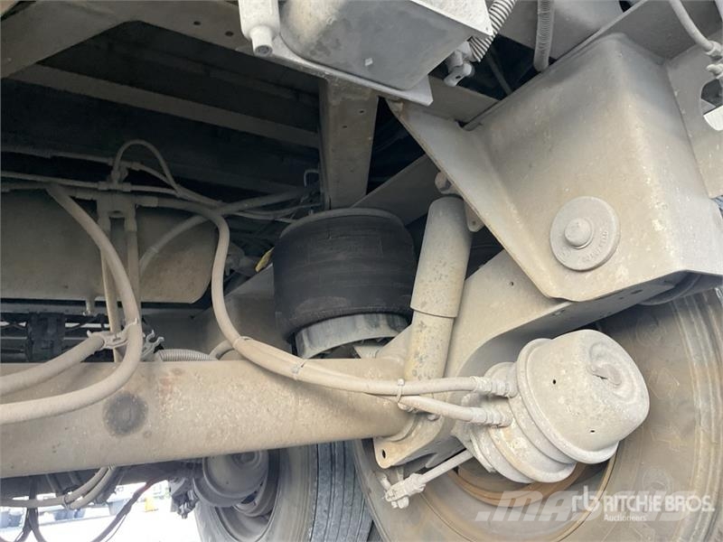  Lozano 35 ft x 102 in T/A Caja Seca / Van Trailer مقطورات ذات هيكل صندوقي