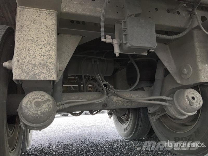  Lozano 35 ft x 102 in T/A Caja Seca / Van Trailer Прицепы-фургоны