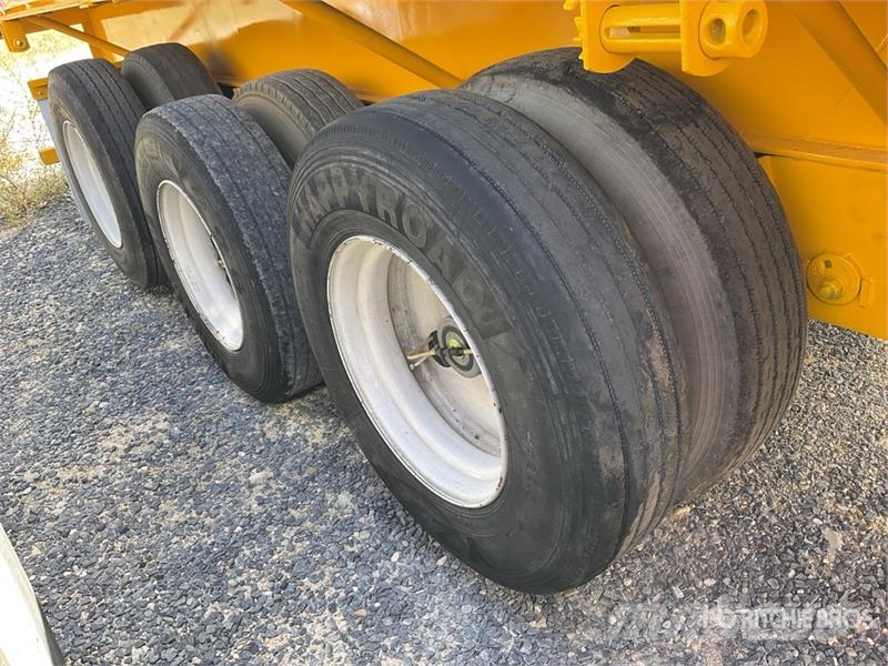 M&M Marroking 48.7 ton 53 ft Tri/A Plataforma / Flatbe Planhengere
