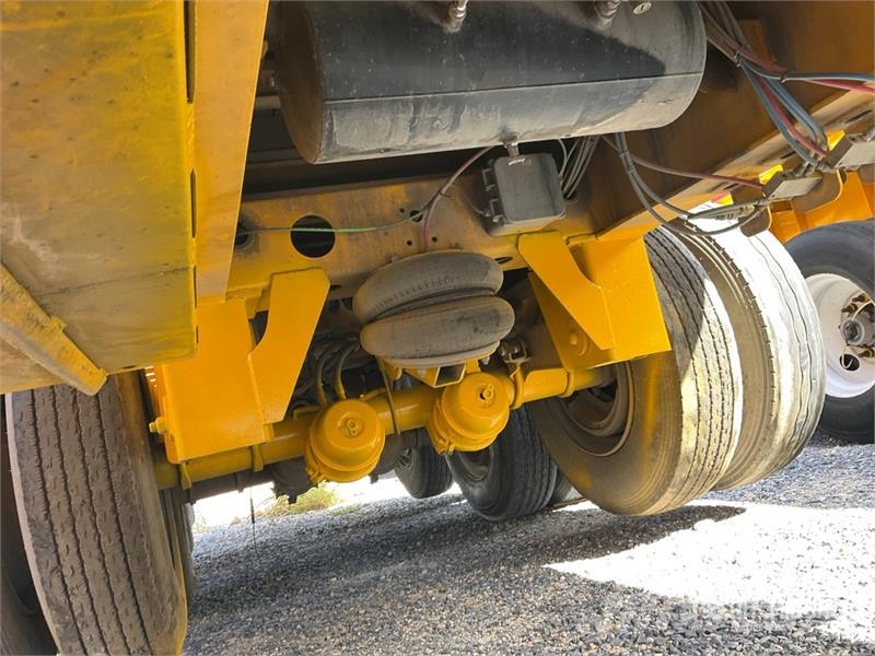 M&M Marroking 48.7 ton 53 ft Tri/A Plataforma / Flatbe Planhengere