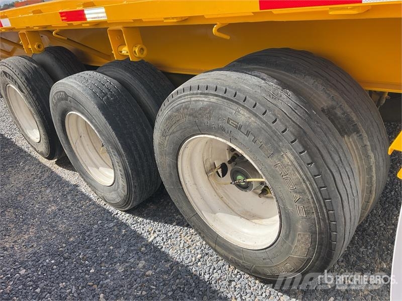 M&M Marroking 48.7 ton 53 ft Tri/A Plataforma / Flatbe Planhengere