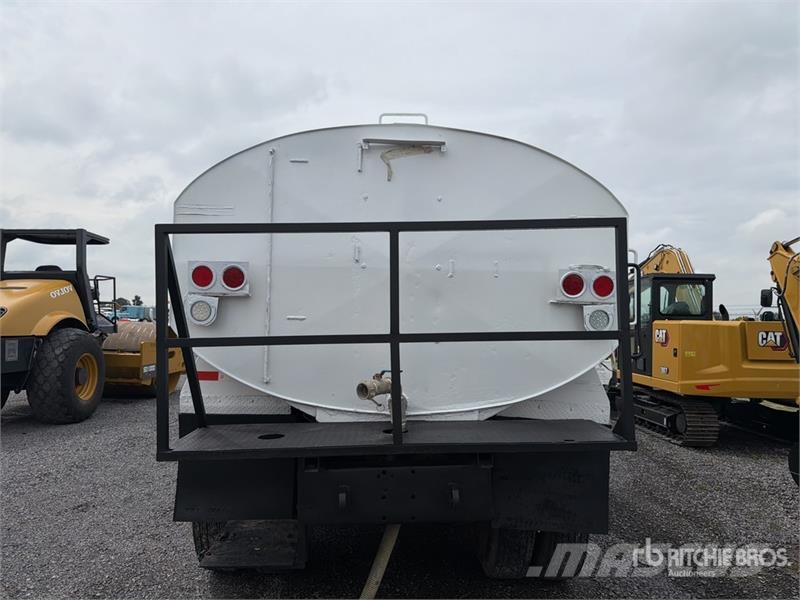 Mack CH613 Vattentankbilar