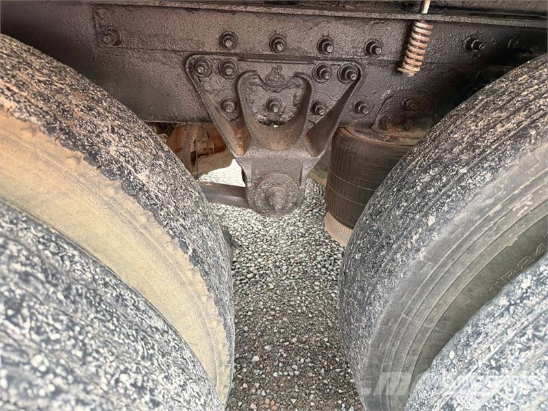 Mack CH613 Vattentankbilar