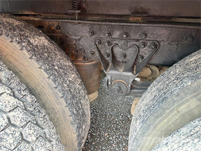 Mack CH613 Vattentankbilar