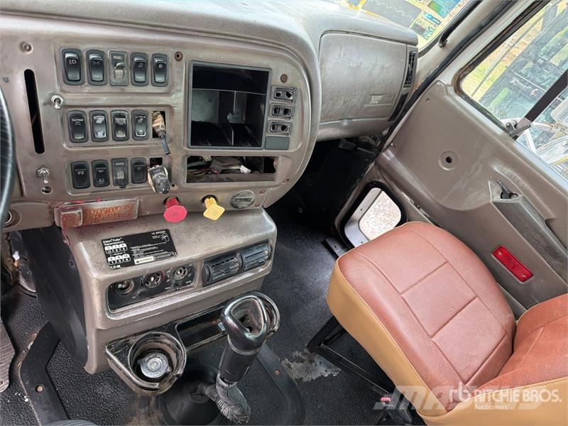 Mack CH613 Vattentankbilar