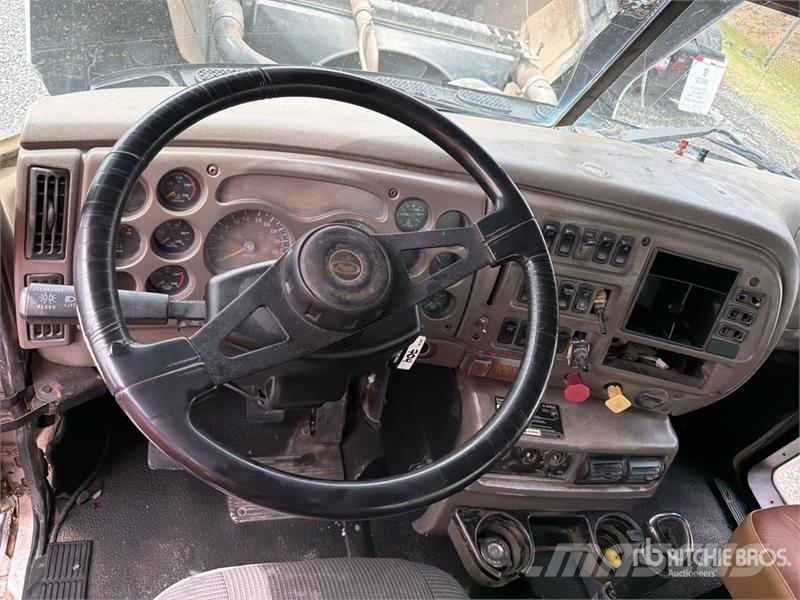 Mack CH613 Vattentankbilar