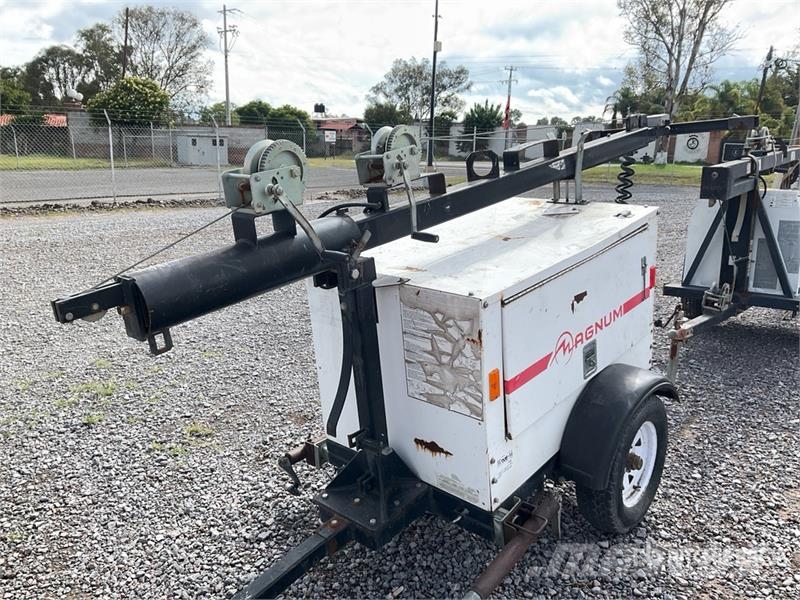 Magnum MLT3060MMH Osvětlovací stožáry
