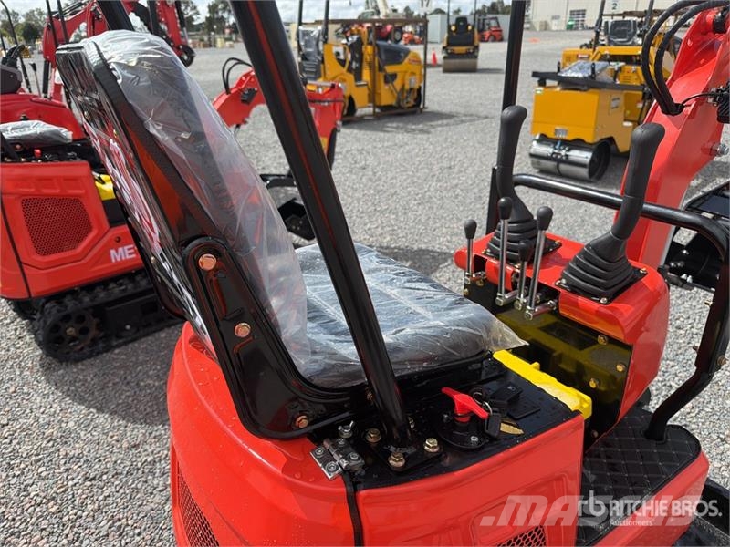  ME15 Miniexcavadora (Sin Usar) / Mini Excavator (U Miniekskavaatorid < 7 t