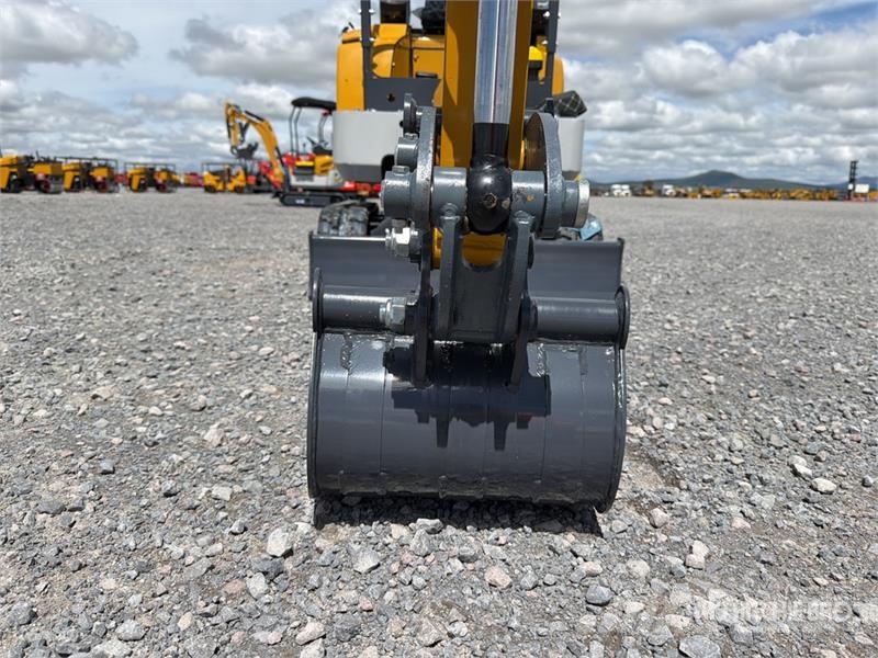 ME20 Miniexcavadora (Sin Usar) / Mini Excavator (U Mini excavators < 7t