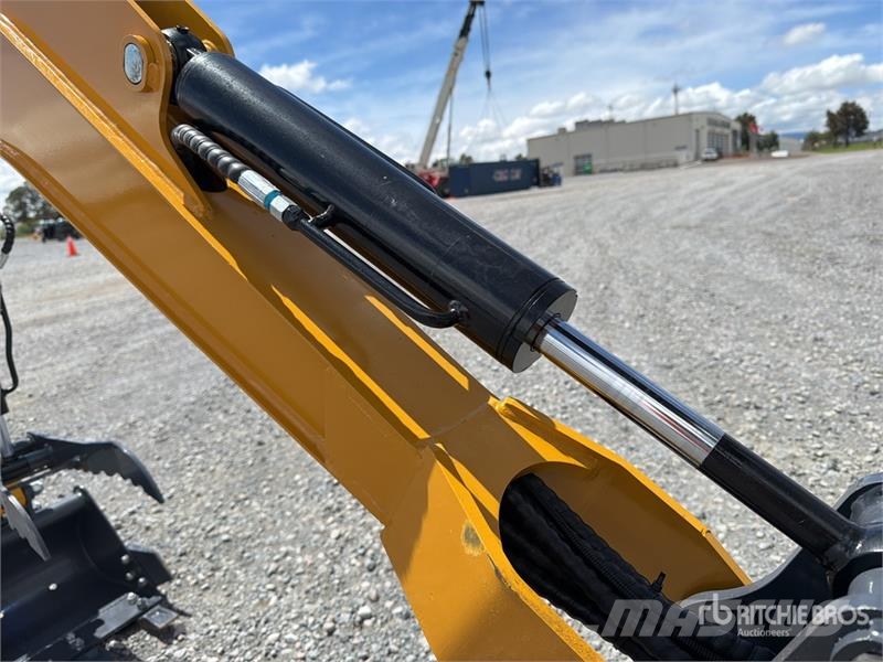 ME20 Miniexcavadora (Sin Usar) / Mini Excavator (U Mini excavators < 7t