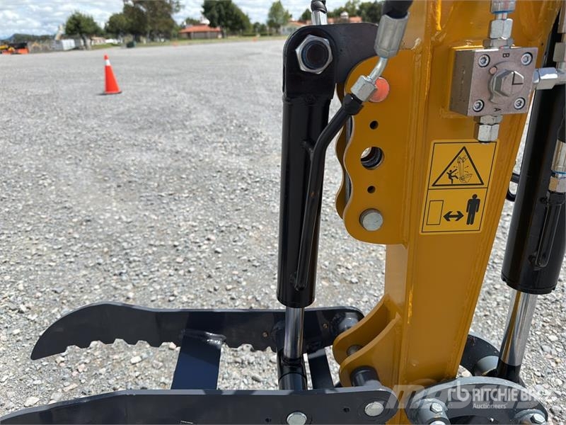 ME20 Miniexcavadora (Sin Usar) / Mini Excavator (U Mini excavators < 7t