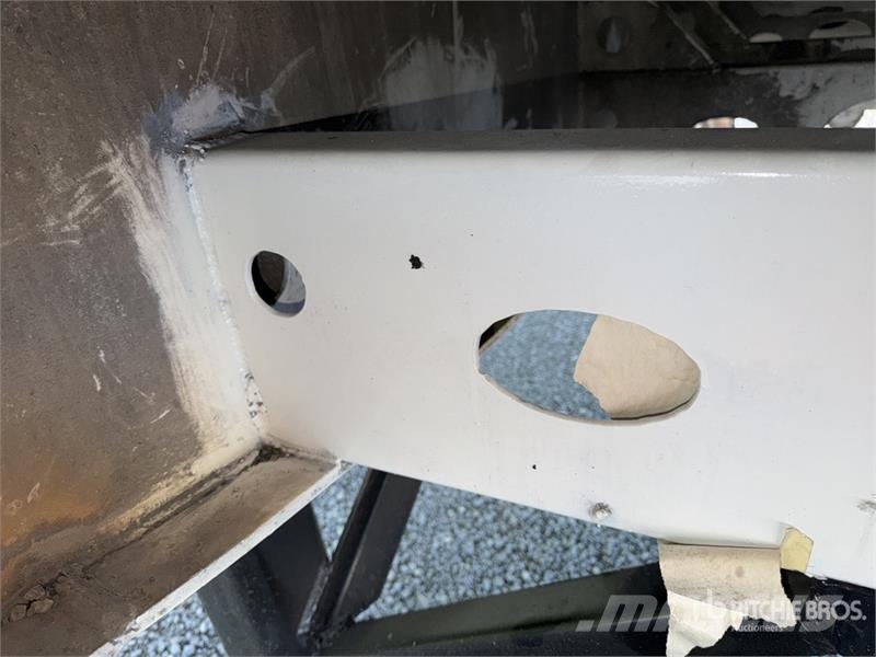 Medrano 30 ft T/A Semirremolque de Volteo / End Du 自卸拖车