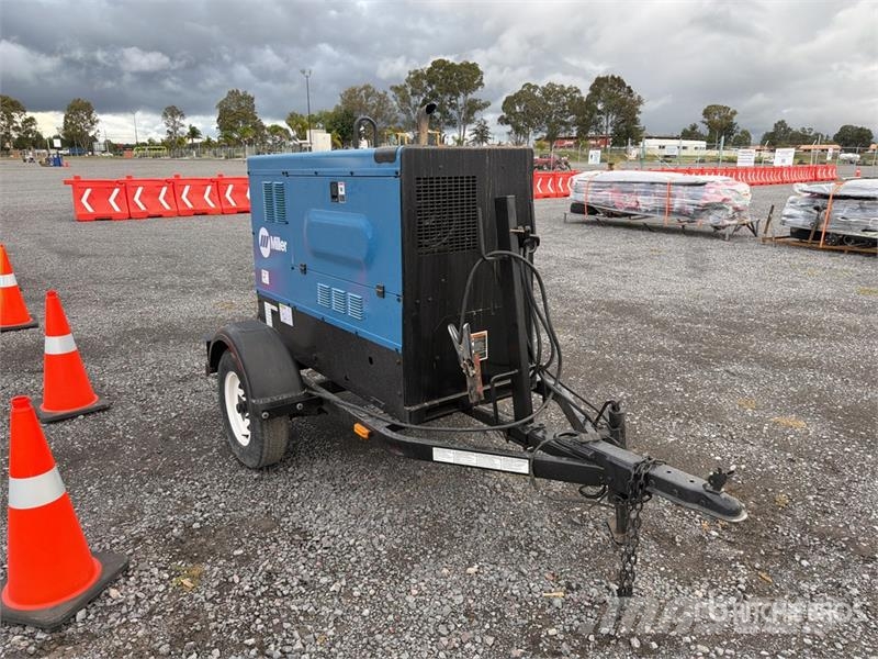 Miller Big Blue 500D Svářecí stroje