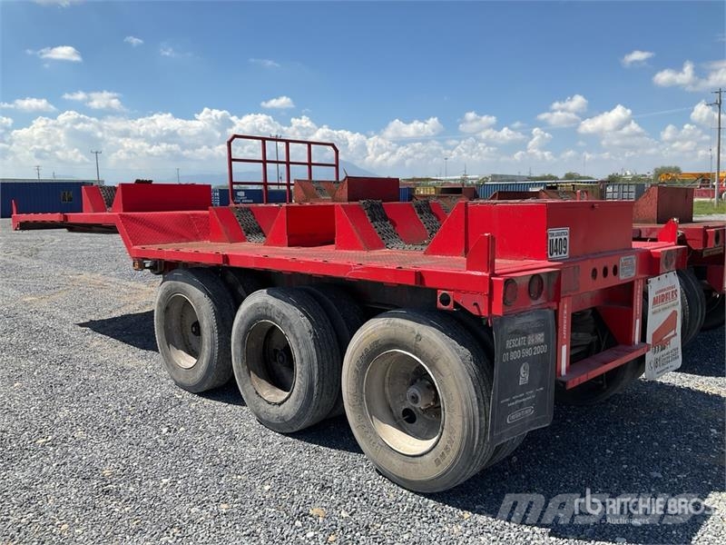 Mireles 24 ft Tri/A Plataforma de Escalon para Bob Низькорамні причепи