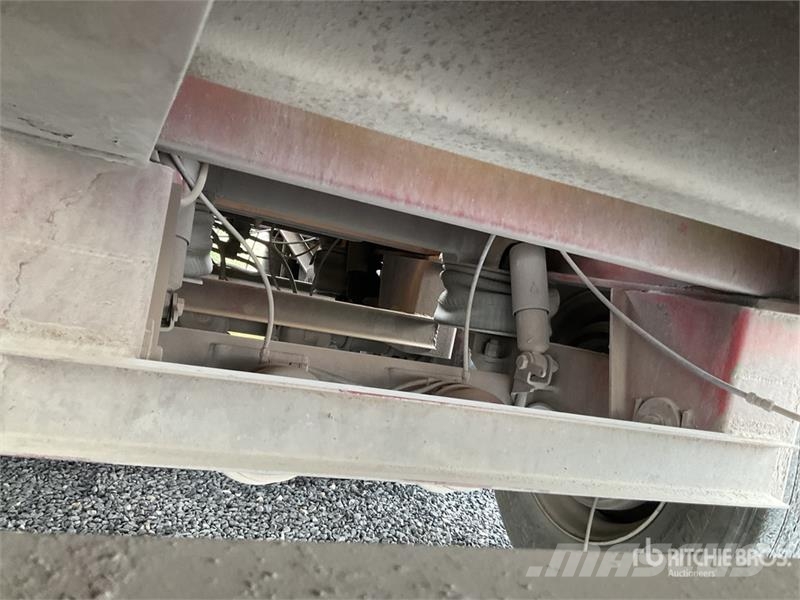  Mireles 24 ft Tri/A Plataforma de Escalon para Bob لوادر منخفضة