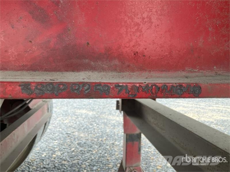  Mireles 24 ft Tri/A Plataforma de Escalon para Bob Низькорамні причепи