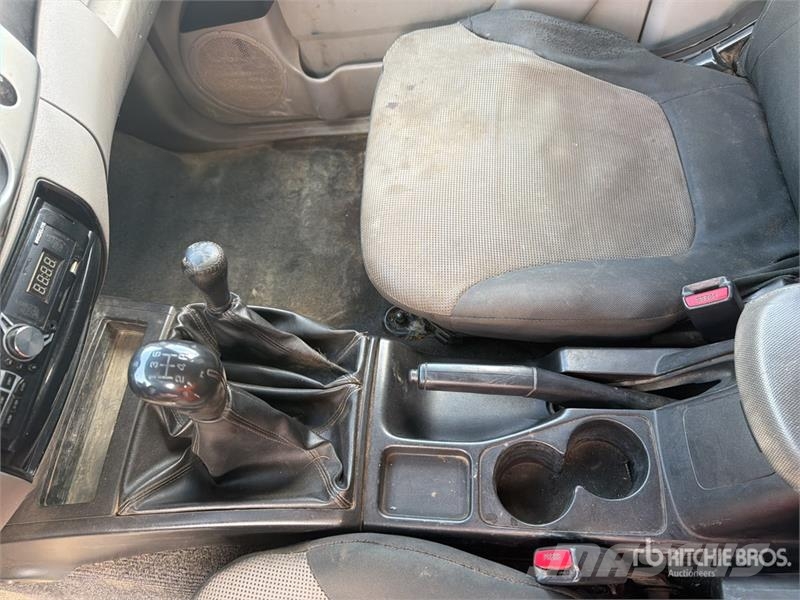 Mitsubishi L200 Otras furgonetas