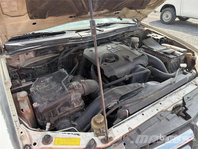 Mitsubishi L200 Otras furgonetas