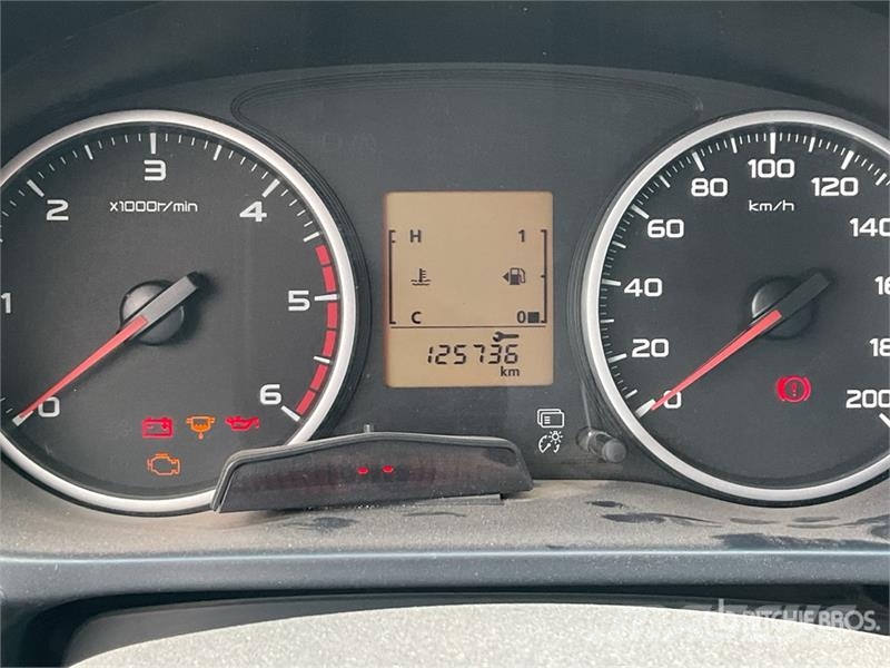Mitsubishi L200 Otras furgonetas