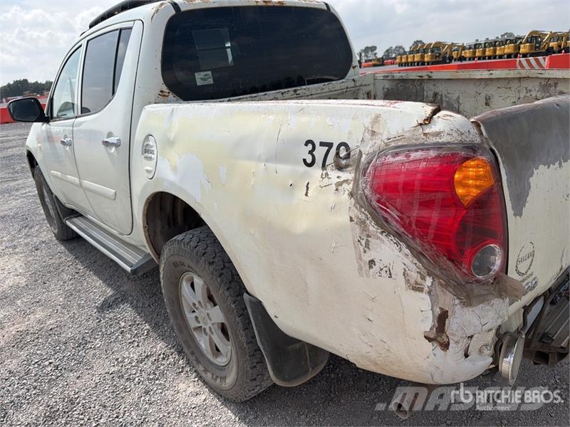 Mitsubishi L200 Otras furgonetas