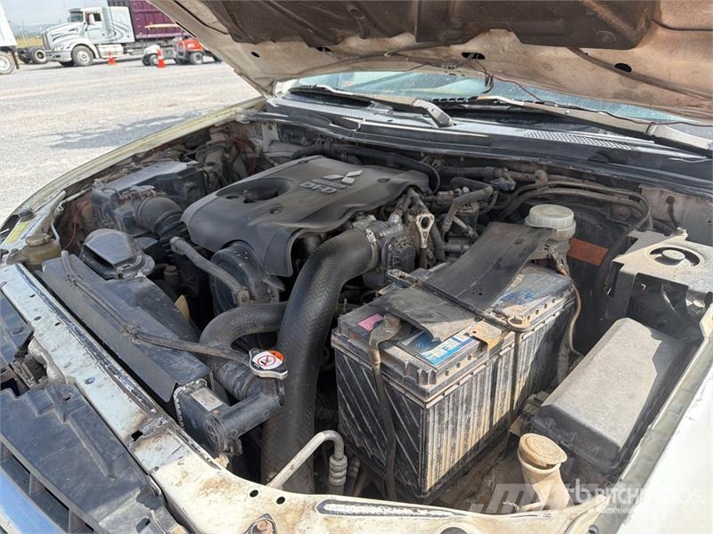Mitsubishi L200 Otras furgonetas