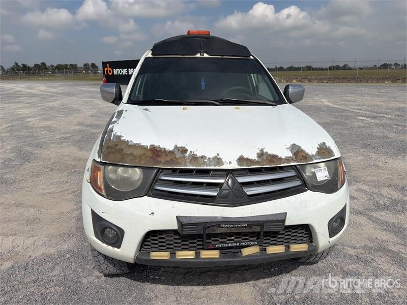 Mitsubishi L200 Otras furgonetas