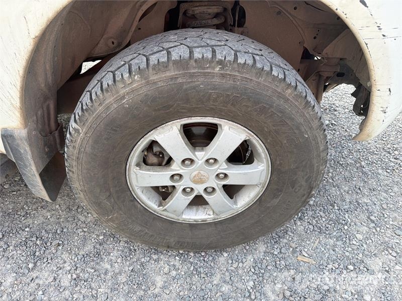 Mitsubishi L200 Otras furgonetas