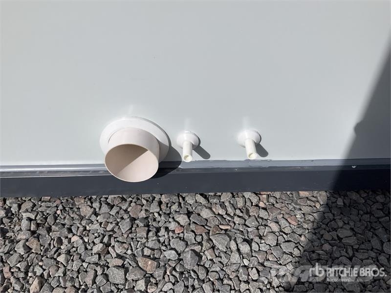 MT 6 ft 11 in x 6 ft 3 in 1 Person Skid-Mounted Baño 기타 부품
