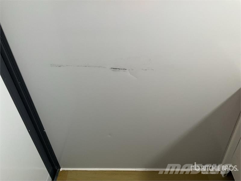 MT 6 ft 11 in x 6 ft 3 in 1 Person Skid-Mounted Baño 기타 부품