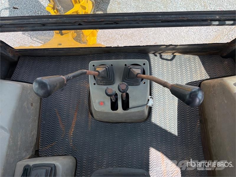New Holland B80B-SS 4x4 Retroexcavadora / Backhoe Loader Baggerlader
