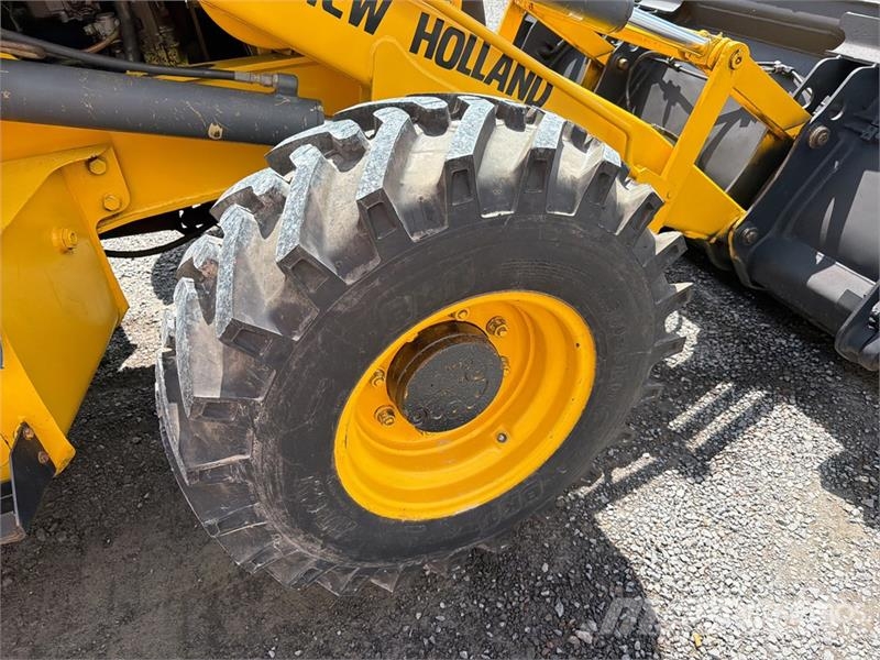 New Holland B80B-SS 4x4 Retroexcavadora / Backhoe Loader Baggerlader