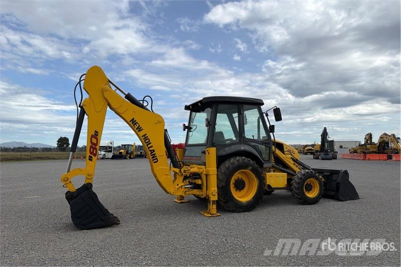 New Holland B80B-SS 4x4 / Retroexcavadora / Backhoe Loader لوادر ذات جرافات عكسية