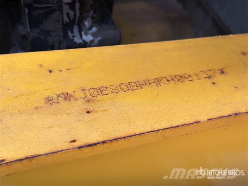 New Holland B80B-SS 4x4 / Retroexcavadora / Backhoe Loader لوادر ذات جرافات عكسية