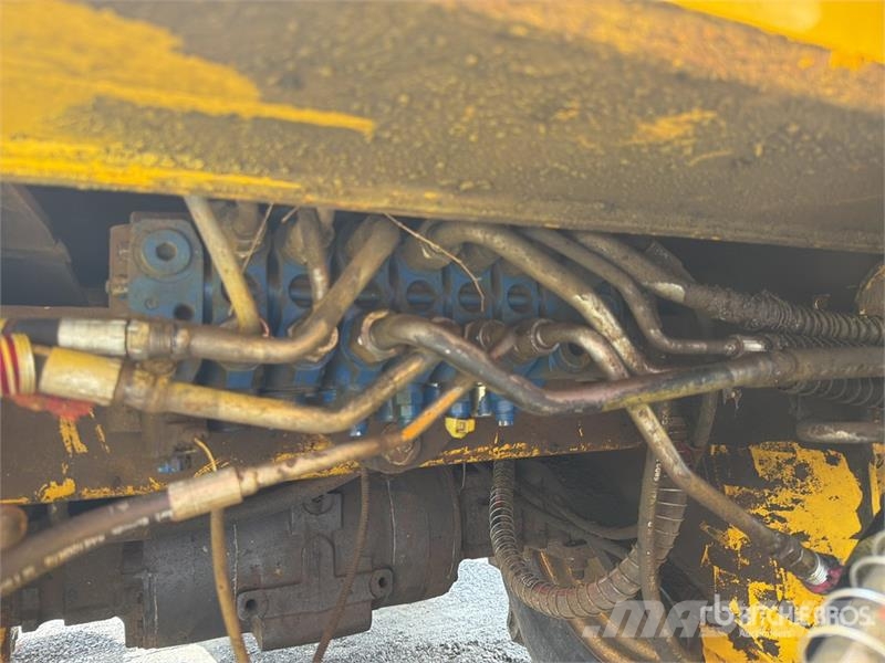 New Holland B80B-SS 4x4 Retroexcavadora / Backhoe Loader Baggerlader
