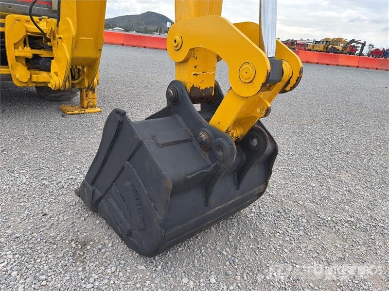 New Holland B80B-SS 4x4 / Retroexcavadora / Backhoe Loader لوادر ذات جرافات عكسية