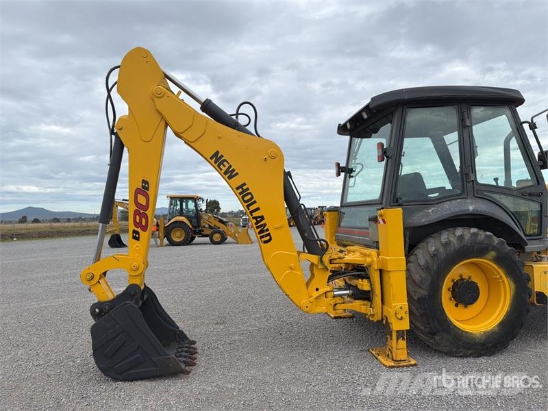 New Holland B80B-SS 4x4 / Retroexcavadora / Backhoe Loader لوادر ذات جرافات عكسية