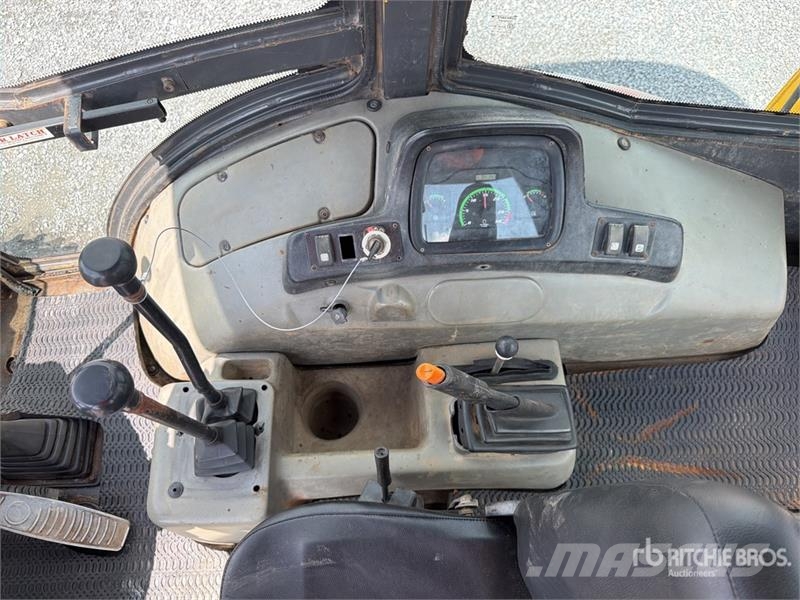 New Holland B80B-SS 4x4 Retroexcavadora / Backhoe Loader Baggerlader