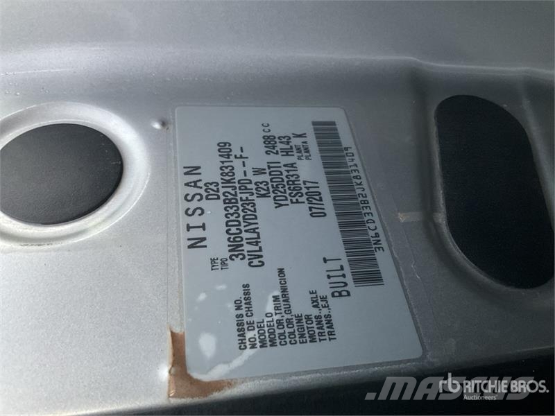 Nissan NP300 أخرى