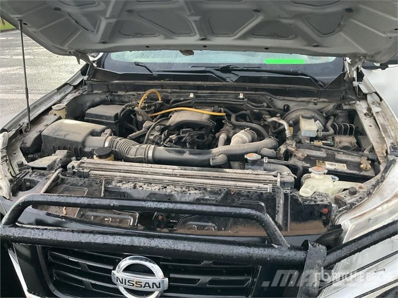 Nissan NP300 أخرى