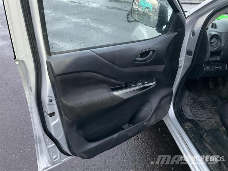 Nissan NP300 أخرى